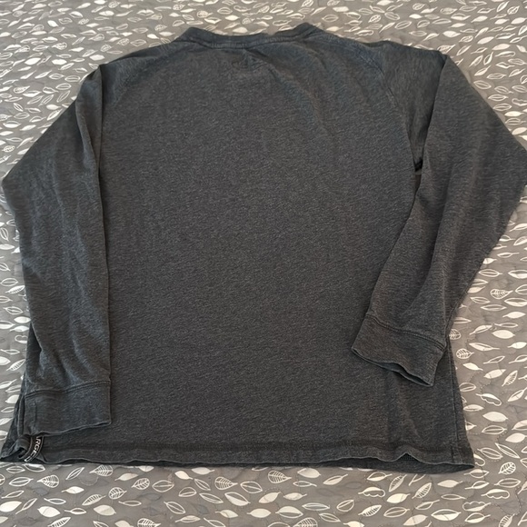 UNDER ARMOUR Charged Cotton heatgear long-sleeve shirt, Youth XL - Picture 6 of 9